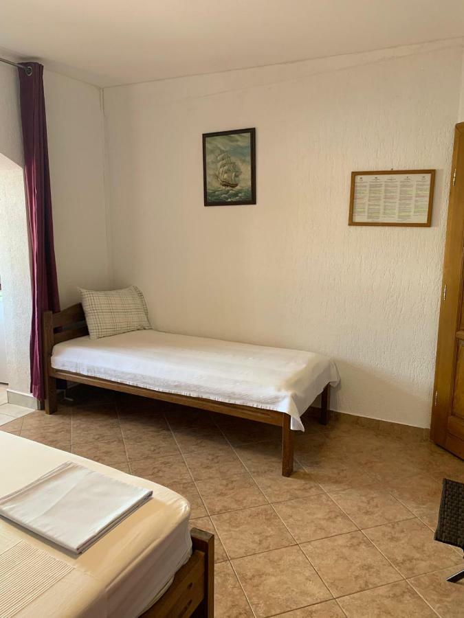 Vila Tesmija Baška Exterior foto